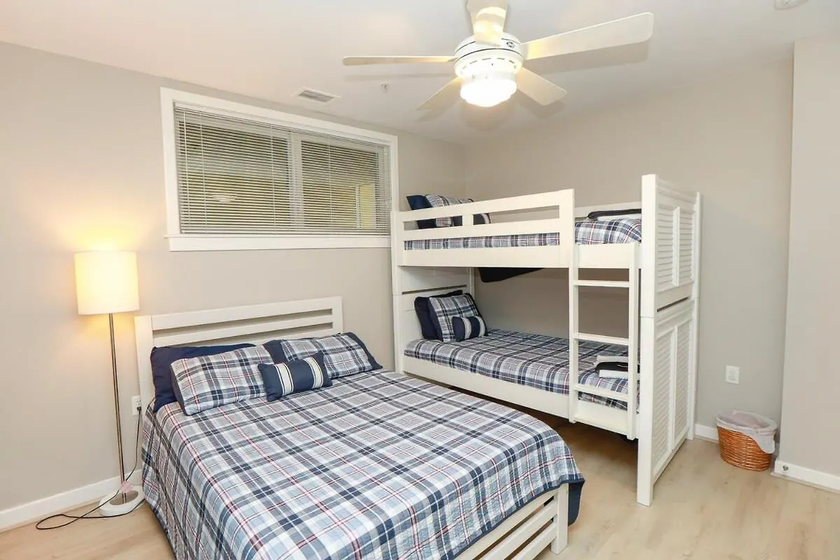 Sojourn Sunrise To Sunset 4Br Sleeps 12 Villa Virginia Beach Holiday home